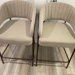 Beige Counter Height Bar Stools