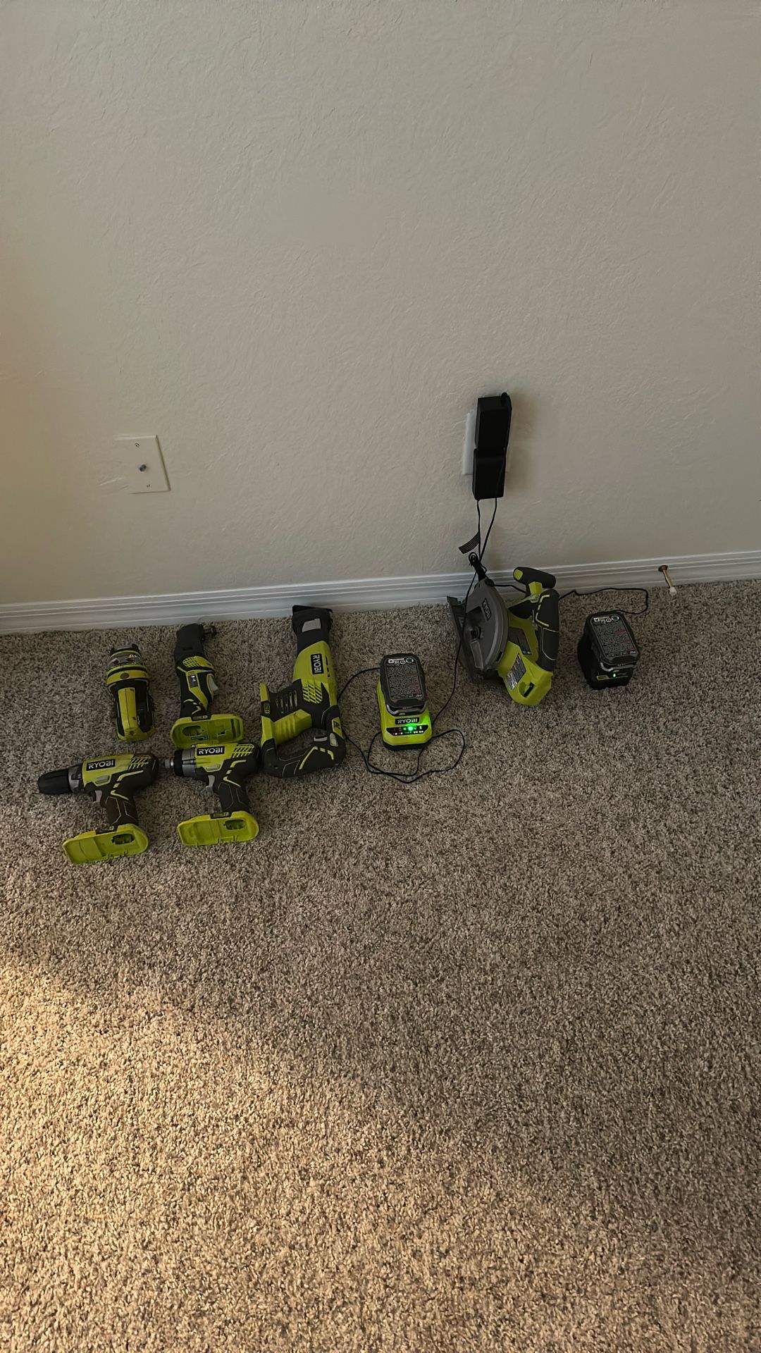 Ryobi Set With Two Batteries And Charging Station