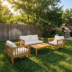 NEW 4-Piece Outdoor Patio Furniture Set