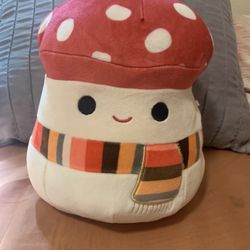 Squishmellow 