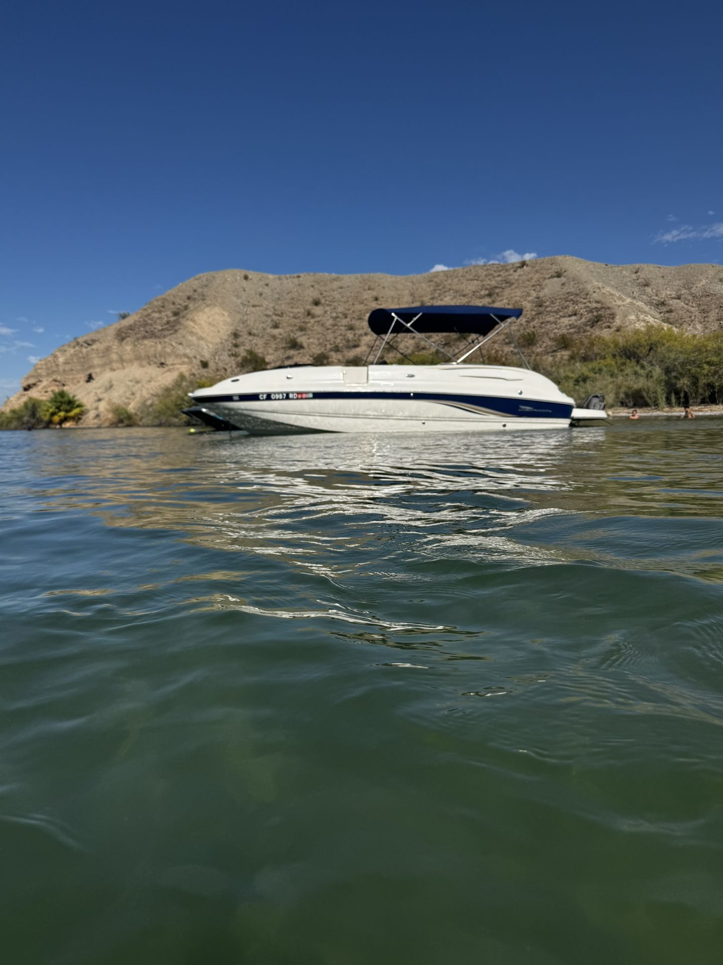 2004 Chaparral Sunesta 252