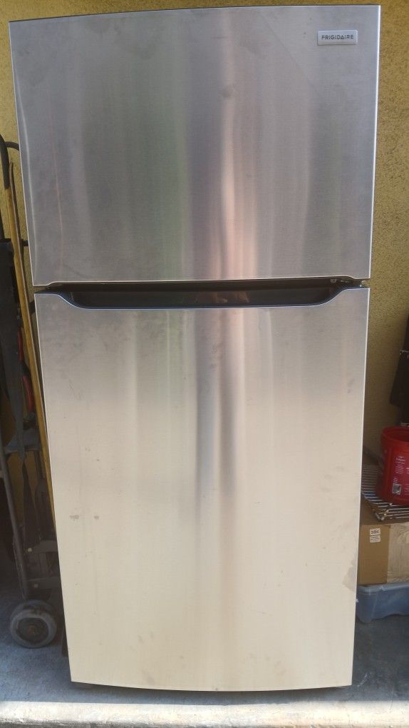 Frigidaire Refrigerator Stainless Steel Door