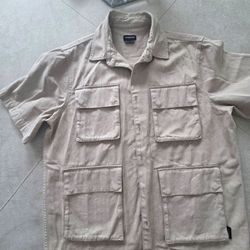 Standard Cloth button up