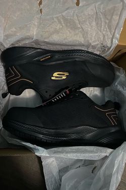 Skechers Black and Rose Gold Sneakers (Size: 6) 👉$80 (New)👈