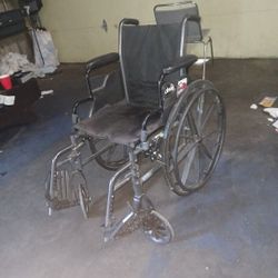 Good Condition Wheel Chair 