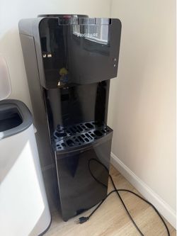 Frigidaire water dispenser