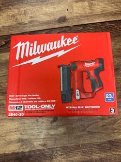 Milwaukee M12 23 Gauge Pin Nailer Tool-Only