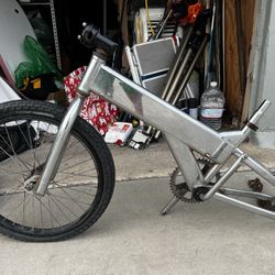 Old School Mid School Gt Dyno Bmx Bike  Chrome Built In Chain Tensioners Bazooka 