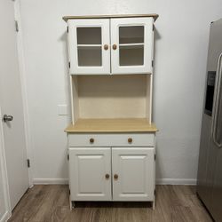 Kitchen Pantry Cabinet 