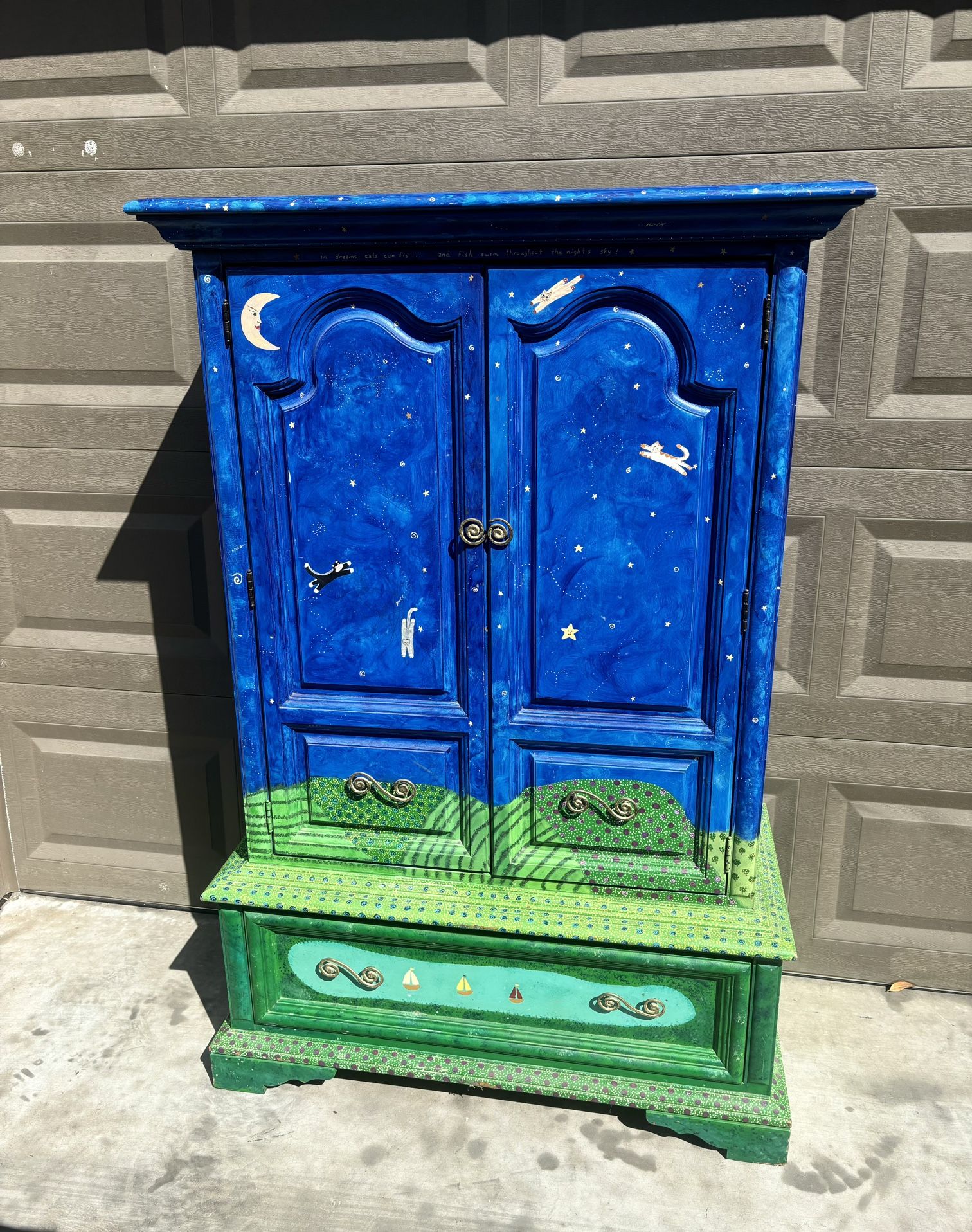 Armoire / Wardrobe Delivery Available 🚚