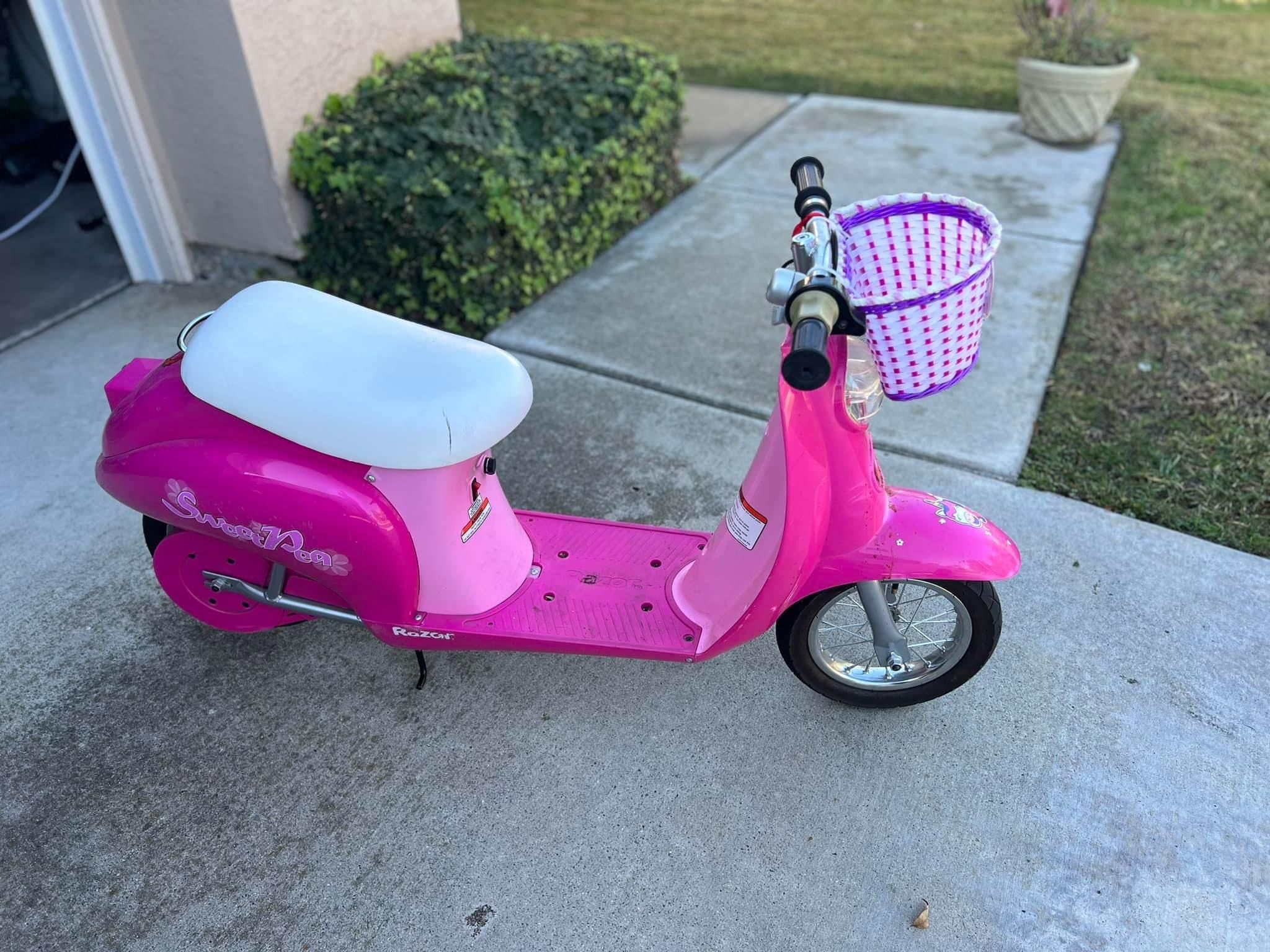 Razor Pocket Mod Miniature Euro-Style Electric Scooter