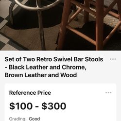 Set Of Two Bar stools Brown Leather And Black Leather 