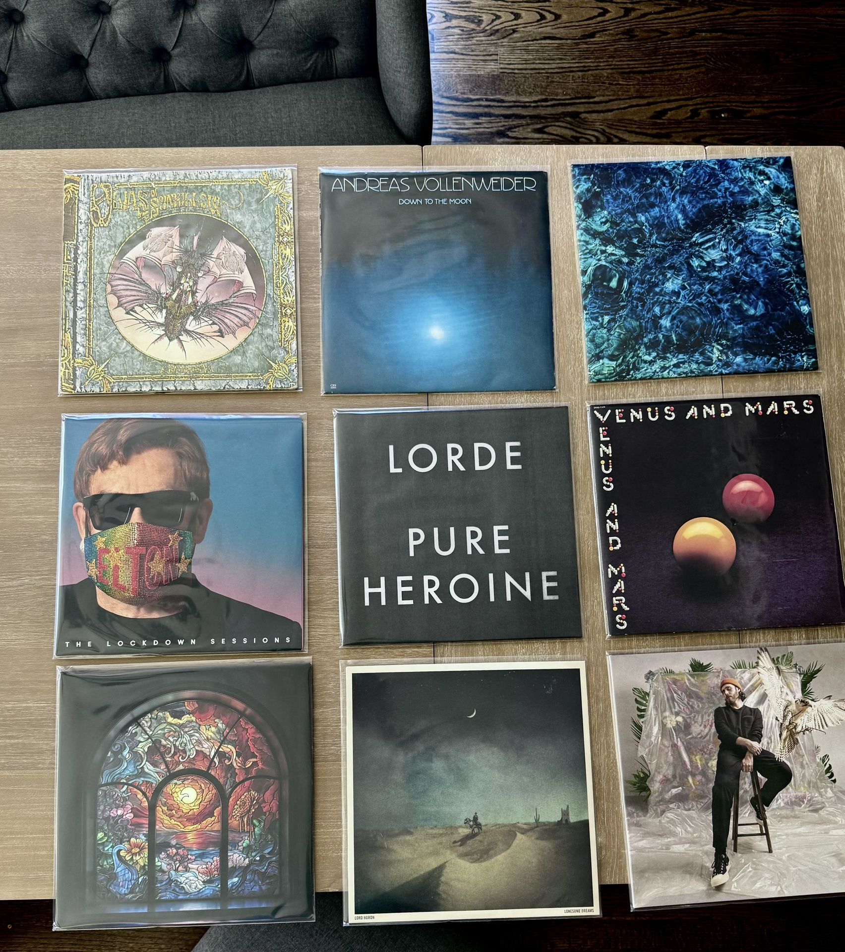 Vinyl Records - Venus and Mars, Elton John, Lorde, Ichiko Aoba, James Vincent and more!