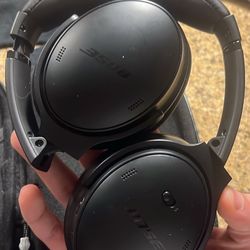 Bose Quiet Comfort Overhead Headphones 