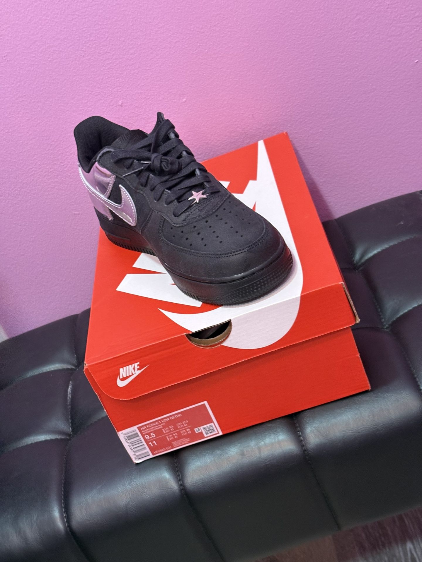 Black Nikes