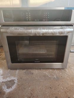 Frigidaire Single Oven