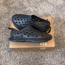 Revive Kane Footwear Size 8 Men