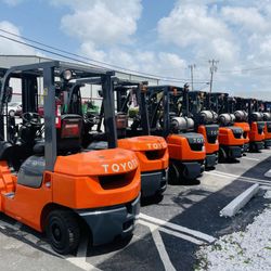 Forklift Sales 3000, 5000 , 6000, 15000 Pound (Cushion, Neumatic , Electric, LPG,Diésel)