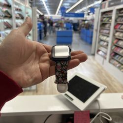 Apple Watch Series 6 44MM 159$