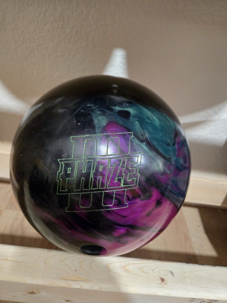 Storm Phaze III Bowling Ball