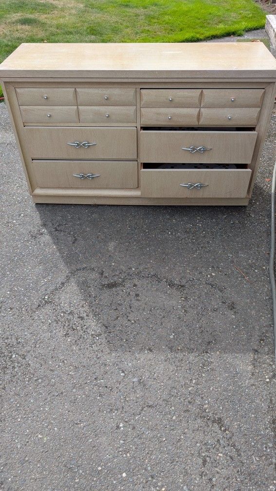Free Bedroom Set