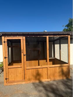 Catio / pet enclosures / aviary