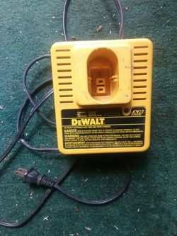 DeWalt battery charger