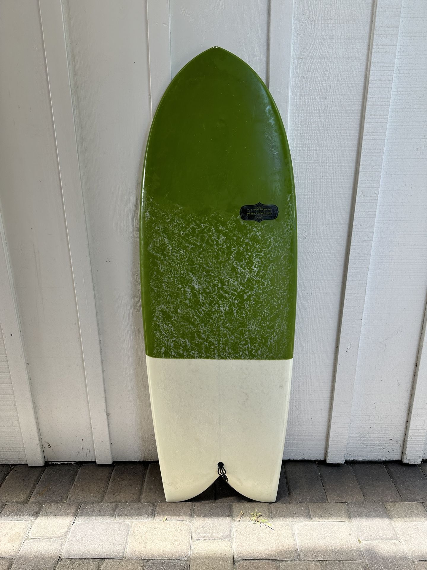 Almond 5’0” Sea Kitten