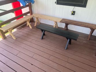 OUTDOOR BENCHES