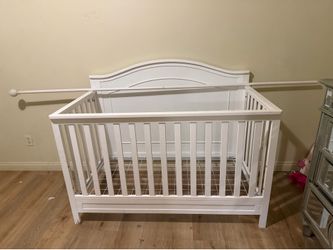 Convertible Crib