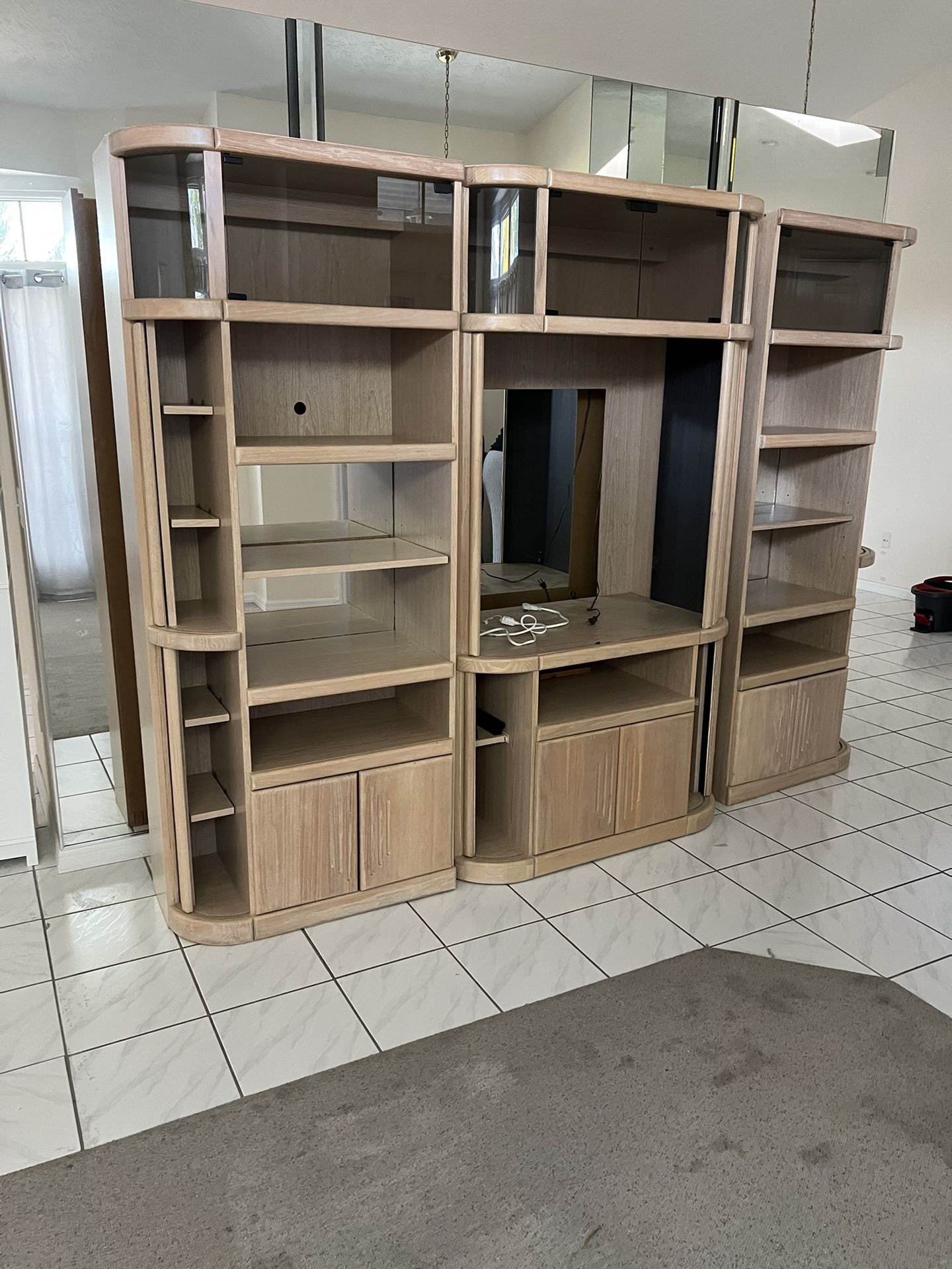 Entertainment Center Free