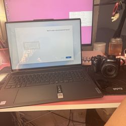 Lenovo Yoga 7i Touchscreen Laptop + Kodak Camera Bundle
