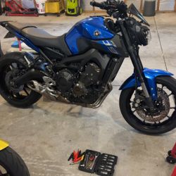 2016 FZ09 Yamaha