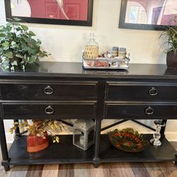 Console Table / Buffet Table 