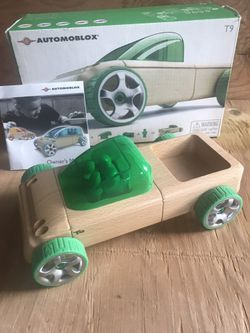 Automoblox T9 Green Pickup Truck by Calello (Full Size)