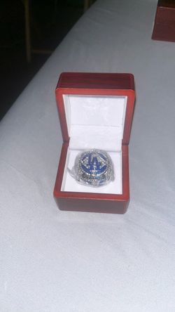 LA Dodgers Championship Replica Ring with Box