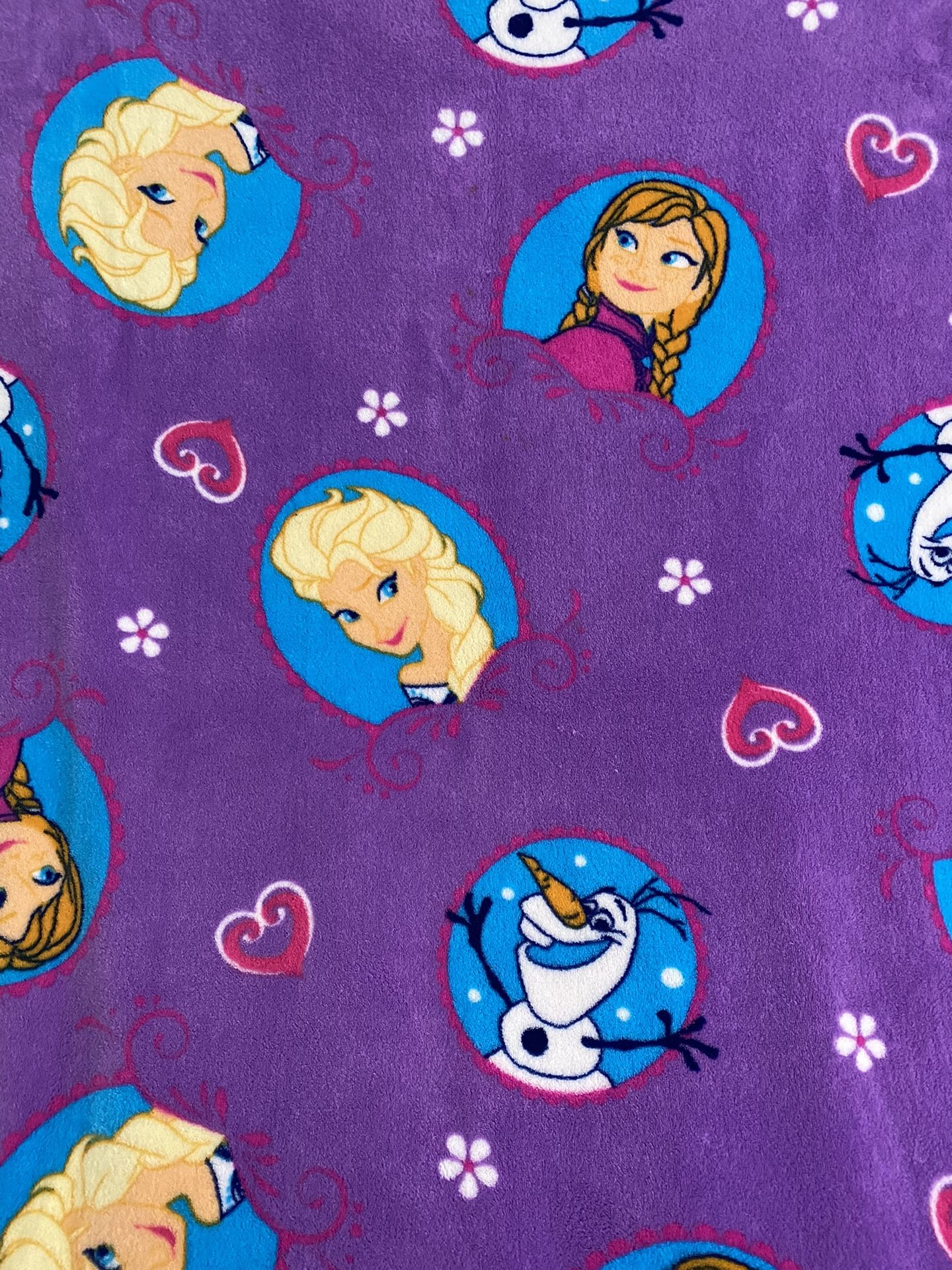 Disney Frozen Anna And Elsa Toddler Fleece Throw Blanket!  