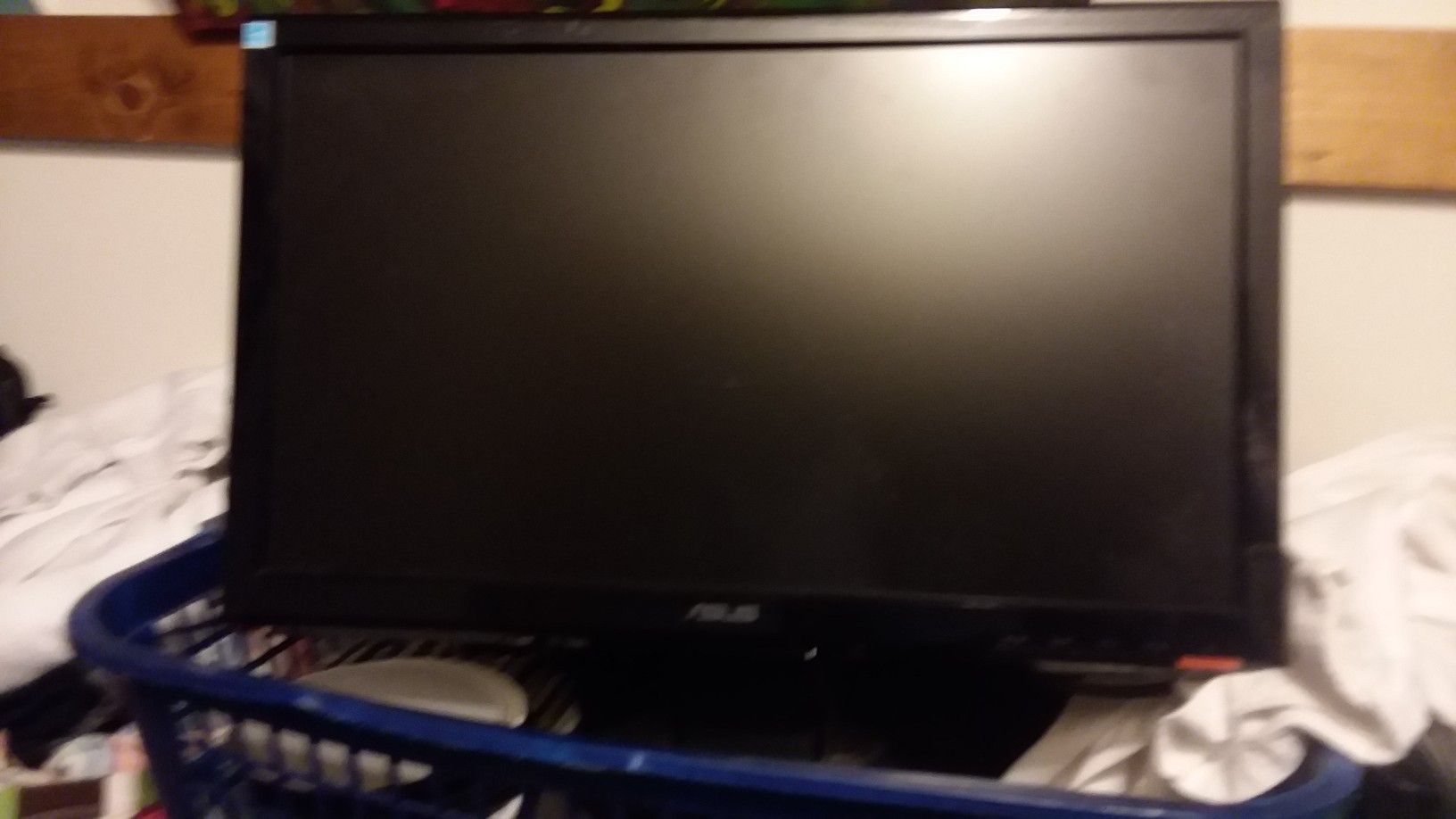 Asus 17in flat screen monitor