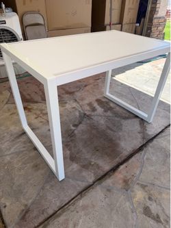 Brand new work desk