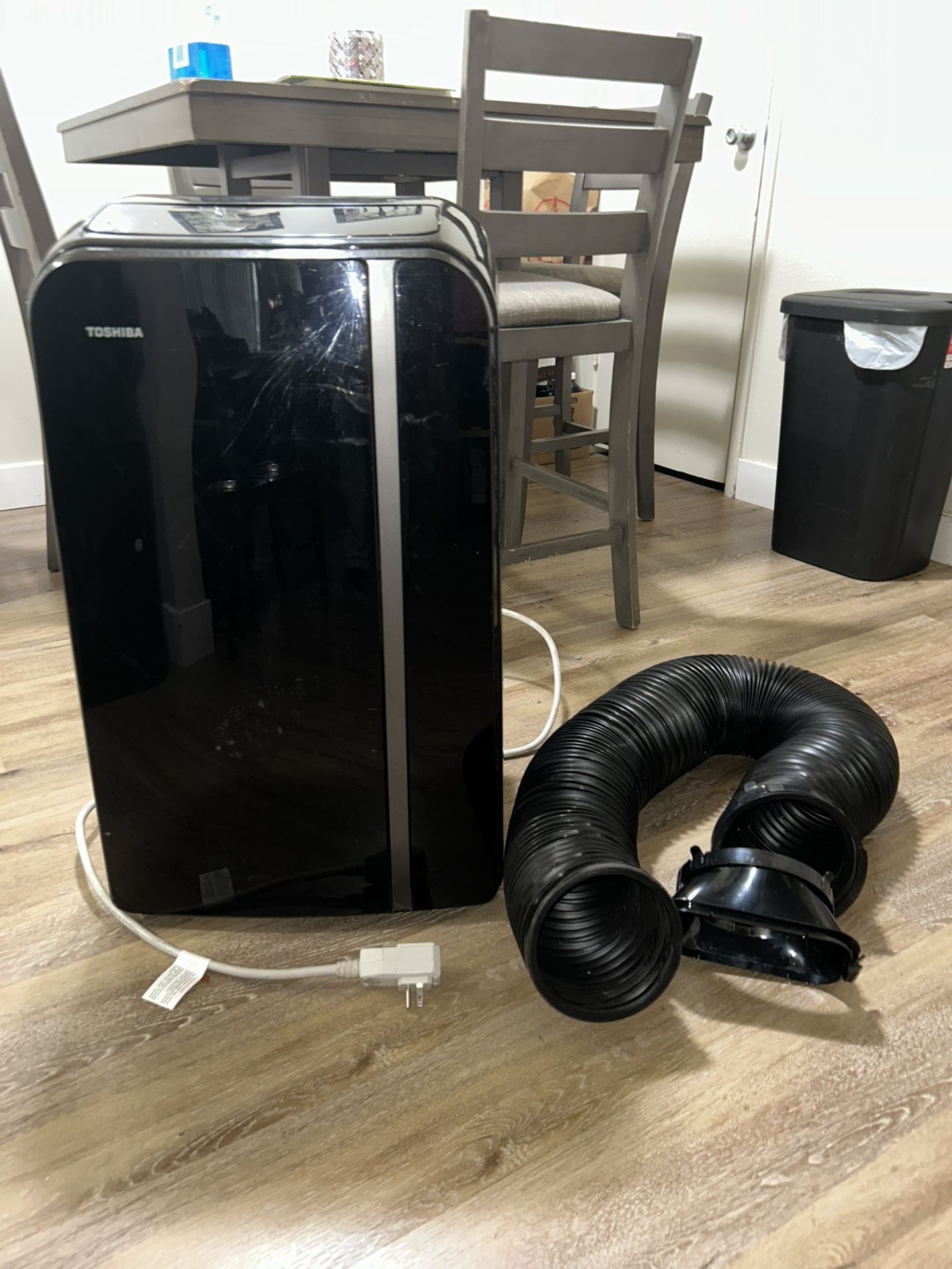 Toshiba Portable Ac Unit And Dehumidifier