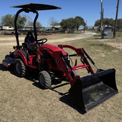MAHINDRA EMAX 20s FARM TRACTOR WITH LOADER AND SHREDDER