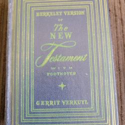 Vintage 1945 Berkeley Version of the New Testament (6th Edition)