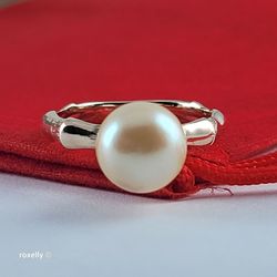 14K Yellow Gold Freshwater Pearl Ring Size 4 - Solid Gold!/ Anillo de Oro con 1 Perla de Agua Dulce! 👌🎁Post Tags: Anillo de Oro