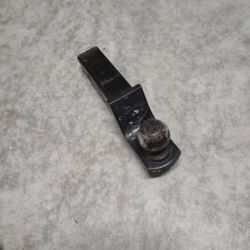 U-Haul  Powertow  With 2" Drop 4000 Lbs Trailer Weight Plus 500 Tongue Weight. 2 inch ball 