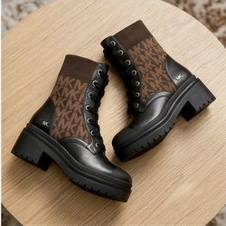 Michael Kors MK Logo Combat Boots – Platform Heel Lace-Up Ankle Boots
