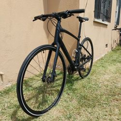 SPECIALIZED SIRRUS BIKE