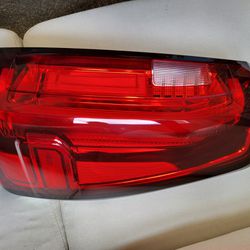 Tail Light Rear Lamp Driver Side LED Left Taillights Brake Light For GMC Sierra 1500/2(contact info removed)-2023