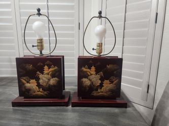 Black lacquer Japanese lamps