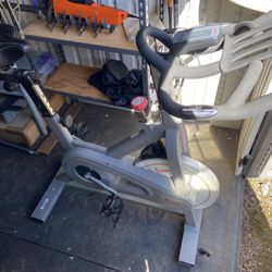 Sunny Pro - Sunny Health & Fitness Indoor Cycling Exercise Bike 