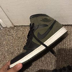 Jordan 1 olive canvas